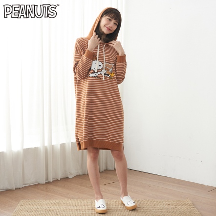 史努比小作家連帽抽繩長版毛衣